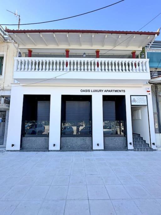 Oasis Luxury Apartments Eretria  Exterior photo
