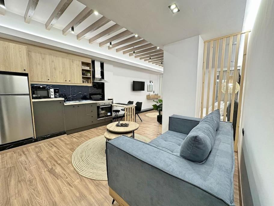 Oasis Luxury Apartments Eretria  Exterior photo