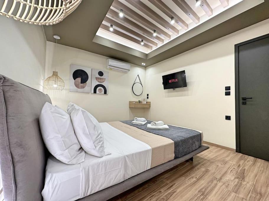 Oasis Luxury Apartments Eretria  Exterior photo