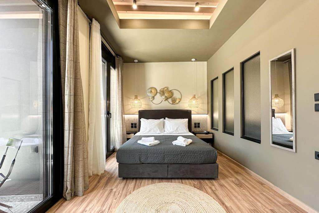Oasis Luxury Apartments Eretria  Exterior photo